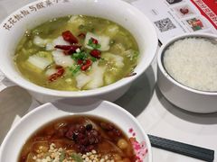 -渝是乎酸菜鱼·川渝小炒(新世界百货望京店)