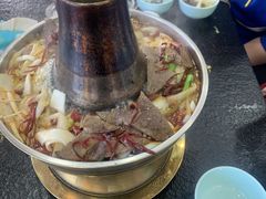 -撒拉人家.酸菜牦牛肉火锅