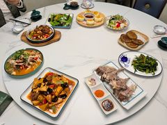 -三江源美食城