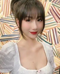 -丝语萱形象