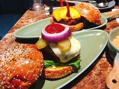 芝心牛肉汉堡-Let'sBURGERplus·非常创意汉堡(三里屯店)