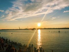 -人民防洪胜利纪念塔