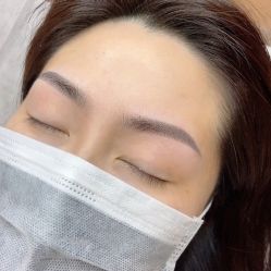 -本小姐美学·半永久纹眉野生眉