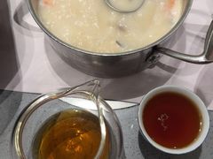 -红鼎豆捞·非遗鲍皇汤火锅(宝丰路店)
