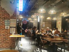 大堂-炉小二铜锅牛蛙•川湘菜(三里屯店)