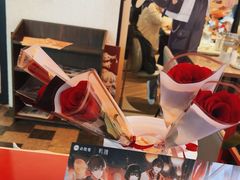 -必胜客(WOW中心城店)