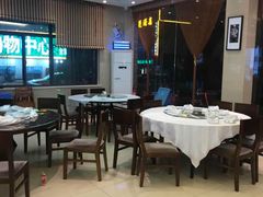大堂-自游人·美食一楼·地道徽菜(三十年名店)