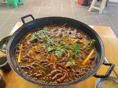 -鸿顺老铁锅美蛙鱼府(解放碑店)