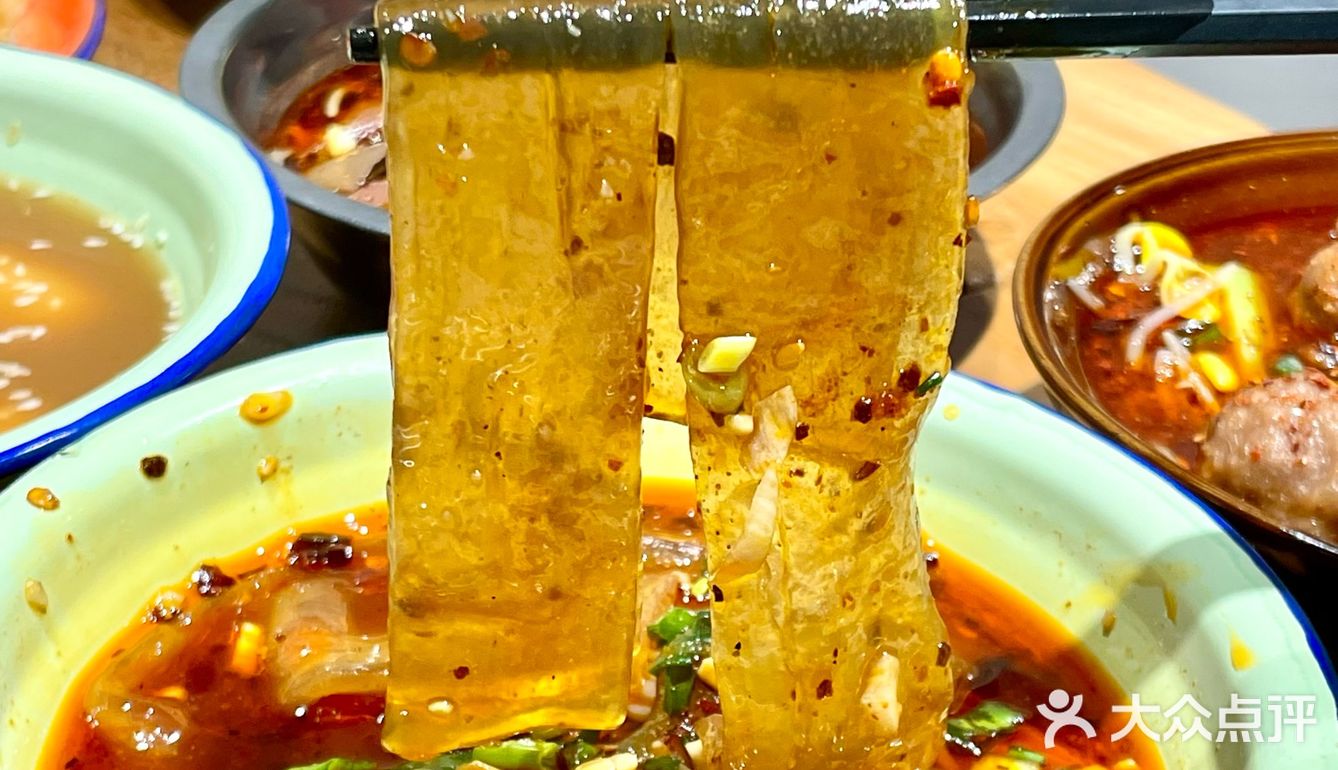 生活在鄞州发现一家吼特别的小火锅店耶