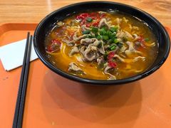 -乡村鸡杂米线(汉渝路店)
