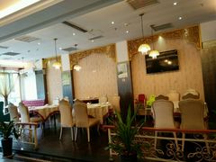 大堂-新粤新疆菜清真餐厅(拱北店)