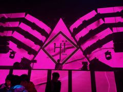 -HiIbiza酒吧