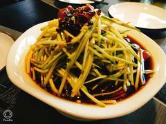 -壹号院音乐餐厅•烤全羊•新疆菜(浐灞店)