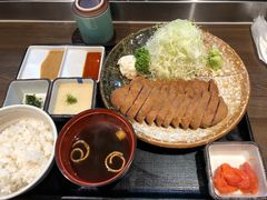 -牛かつもと村(原宿店)