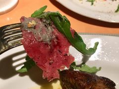 腌制生牛肉片配帕尔马芝士-牛排家(北京王府井澳门中心店)