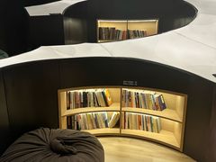 -涨巢·潮玩水疗局