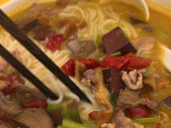 -粉小主·贵州酸汤牛肉粉(南京仙林金鹰店)