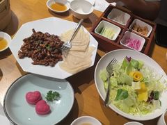 -乐忻皇朝(上海中心大厦店)