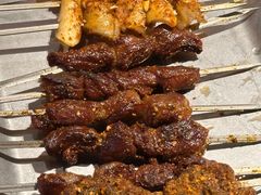 -三个大叔烤羊肉串·炭炉砂锅菜(西三旗店)