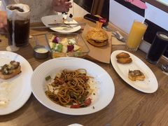 -必胜客餐厅(昆百大泰业城店)