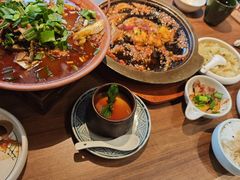 -云海肴·汽锅鸡·云南菜(天山百盛优客店)