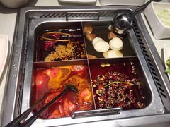 四宫格锅底-海底捞火锅(亲子主题北金鹰店)