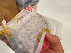 -麦当劳(上海虹桥站30B检票口楼上)
