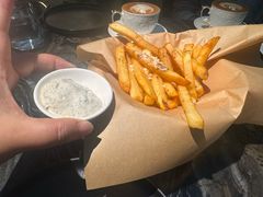 -LES ELITES 英集荟(南京西路店)