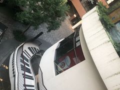 -英皇UA电影城(瑞虹天地月亮湾)