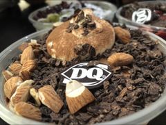 巧克力巴旦木拌拌碗-DQ·蛋糕·冰淇淋(动壹店)