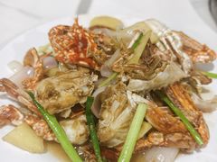 -岛中岛·海鲜大排档·万宁老字号(东澳店)