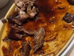 -八府香鸭·啫啫煲(华山路店)