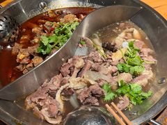 -大众跷脚牛肉馆·非遗传承单位(峨眉山店)