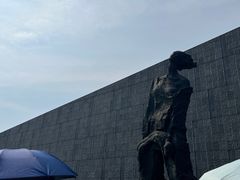 -侵华日军南京大屠杀遇难同胞纪念馆-停车场