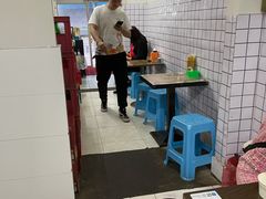 用餐区-张飞烧烤(伏泉店)