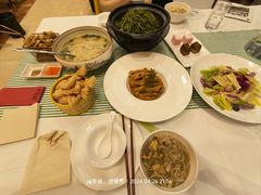 -鹊华居·地道鲁菜·海鲜·融合味(大明湖店)