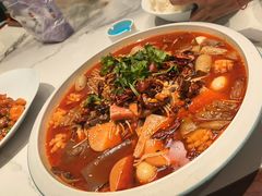 -老周家酱卤猪蹄私房菜(克拉玛依西街店)