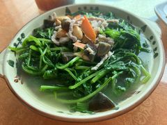 皮蛋瘦肉西洋菜汤-隔田烧鸡