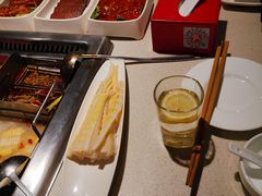-海底捞火锅鲜切牛肉主题店(长寿路店)