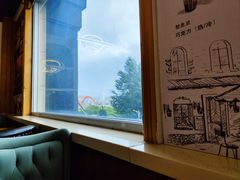 -劳顶笨咖啡(丽水宜家店)