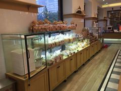 面包甜点陈列柜-味多美蛋糕(古城店)