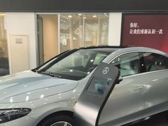 -天津波士信达奔驰4S店(卫津南路店)