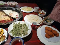 -黄家码头老火锅(解放碑旗舰店)