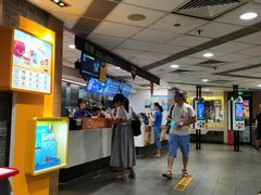-麦当劳(东方时代广场分店)