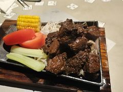 -穹六人间 people 6(岳阳路店)