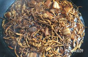 Braised Pork with Dried Bamboo Shoots