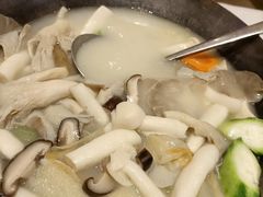 玉竹笙鱼肚汤-万龙洲海鲜(大兴绿地缤纷城店)