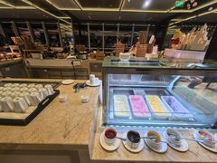 -大中华希尔顿酒店-念自助餐·嗨啤·小龙虾