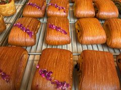 -VERIE BAKEHOUSE