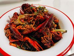 甜麻干煸小龙虾-在老街·淮安大排档·甜麻干煸龙虾·烧烤(河下古镇店)